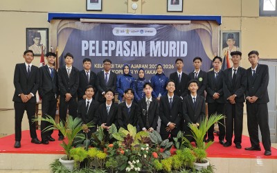 Rayakan Kelulusan, SMK Koperasi Yogyakarta Resmi Lepas Siswa kelas XII dalam Prosesi Khidmat di Aula Hatta